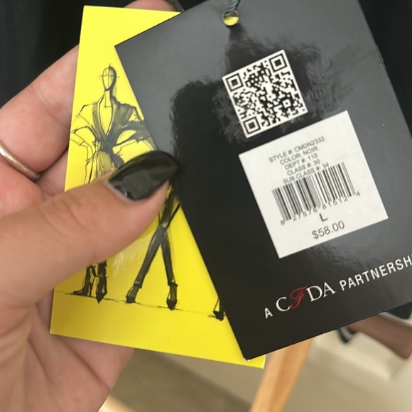 Paris large black sweater - Picture 2 of 3